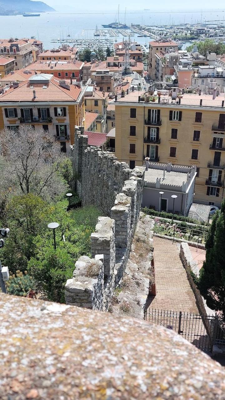 La Finestra Sul Parco Διαμέρισμα Λα Σπέτσια Εξωτερικό φωτογραφία